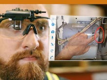 Help Lightning Software - An onsite technician can also go hands free using supported smart glasses.