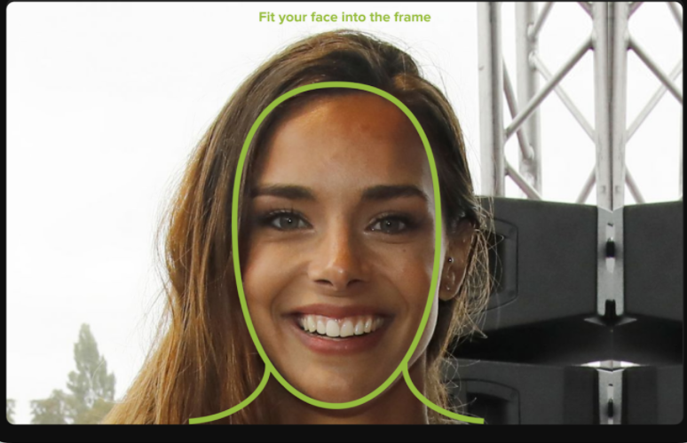 UXReality tracking facial expression of testers