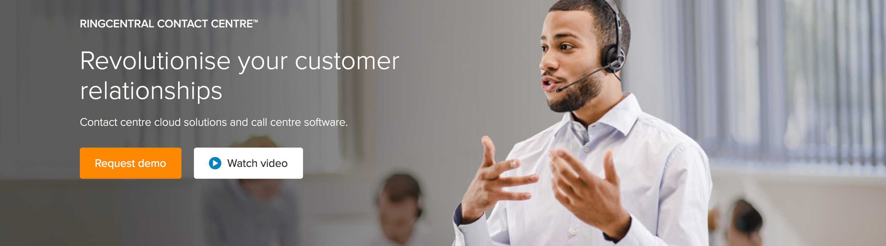 Transform customer engagement with Collaborative Contact Centre technology