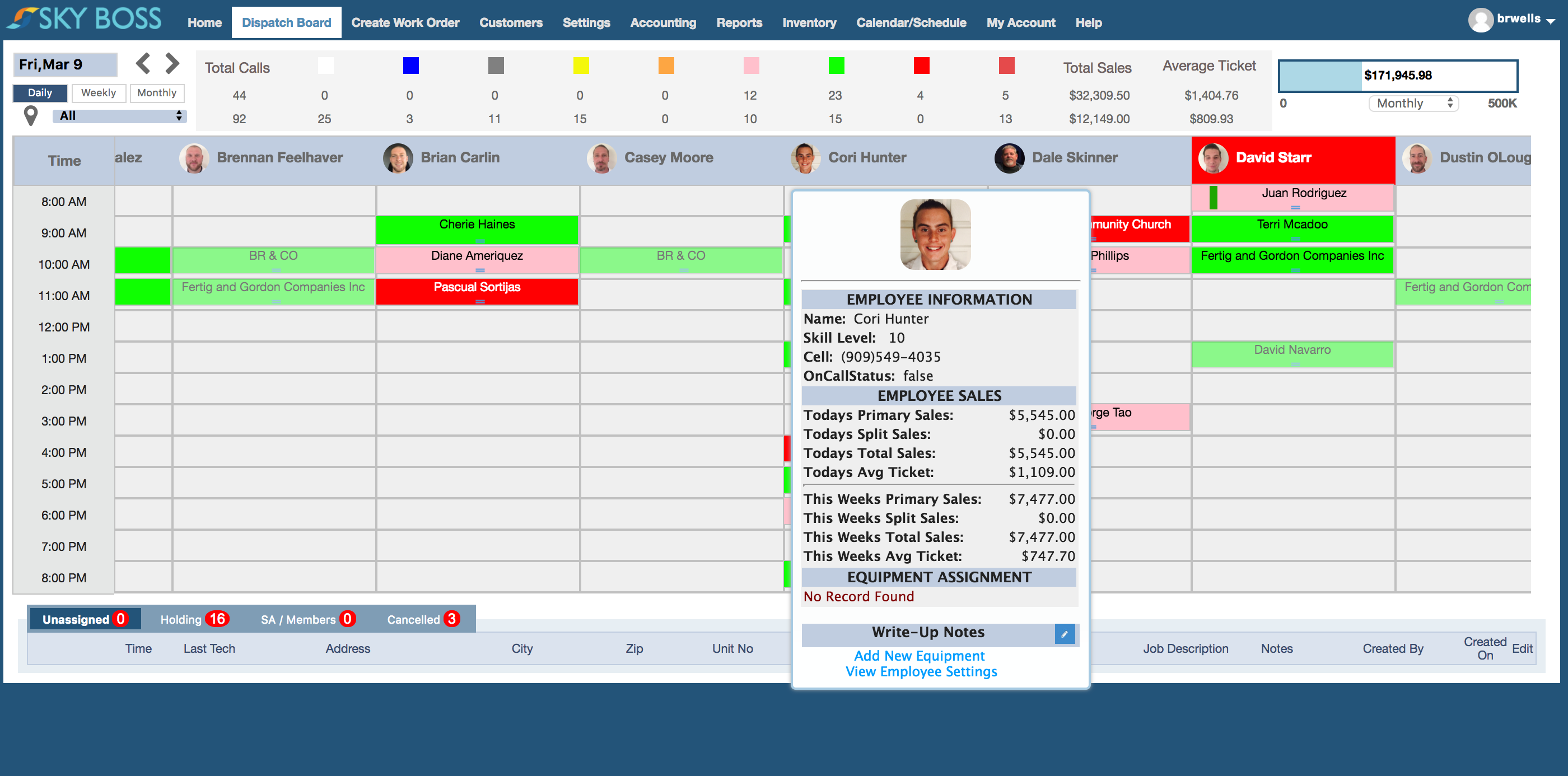 A flexible drag and drop calendar is color-coded to give an overview of upcoming scheduling at a glance