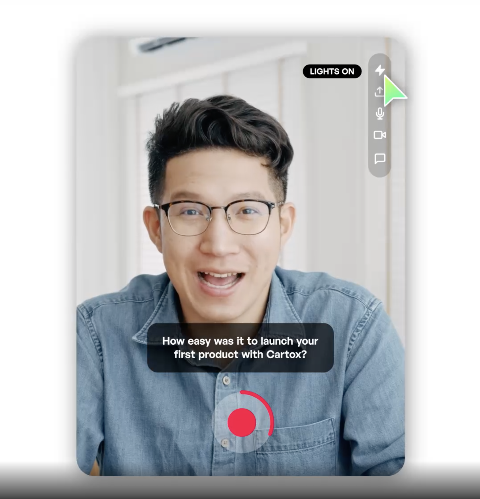 Capsule screenshot: Capture video content from anyone, anywhere with our built-in recorder. It works on any camera-enabled device, and features an intuitive countdown, easy prompts, flash, upload, and more.