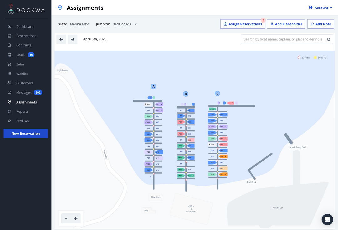 Dockwa screenshot: Customized marina maps let you easily manage docking visually.