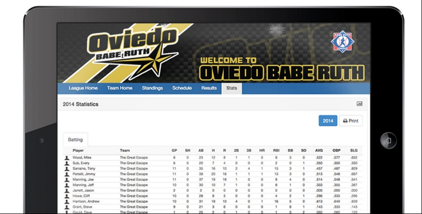 Sports Illustrated Play allows updating scores and player statistics in real-time
