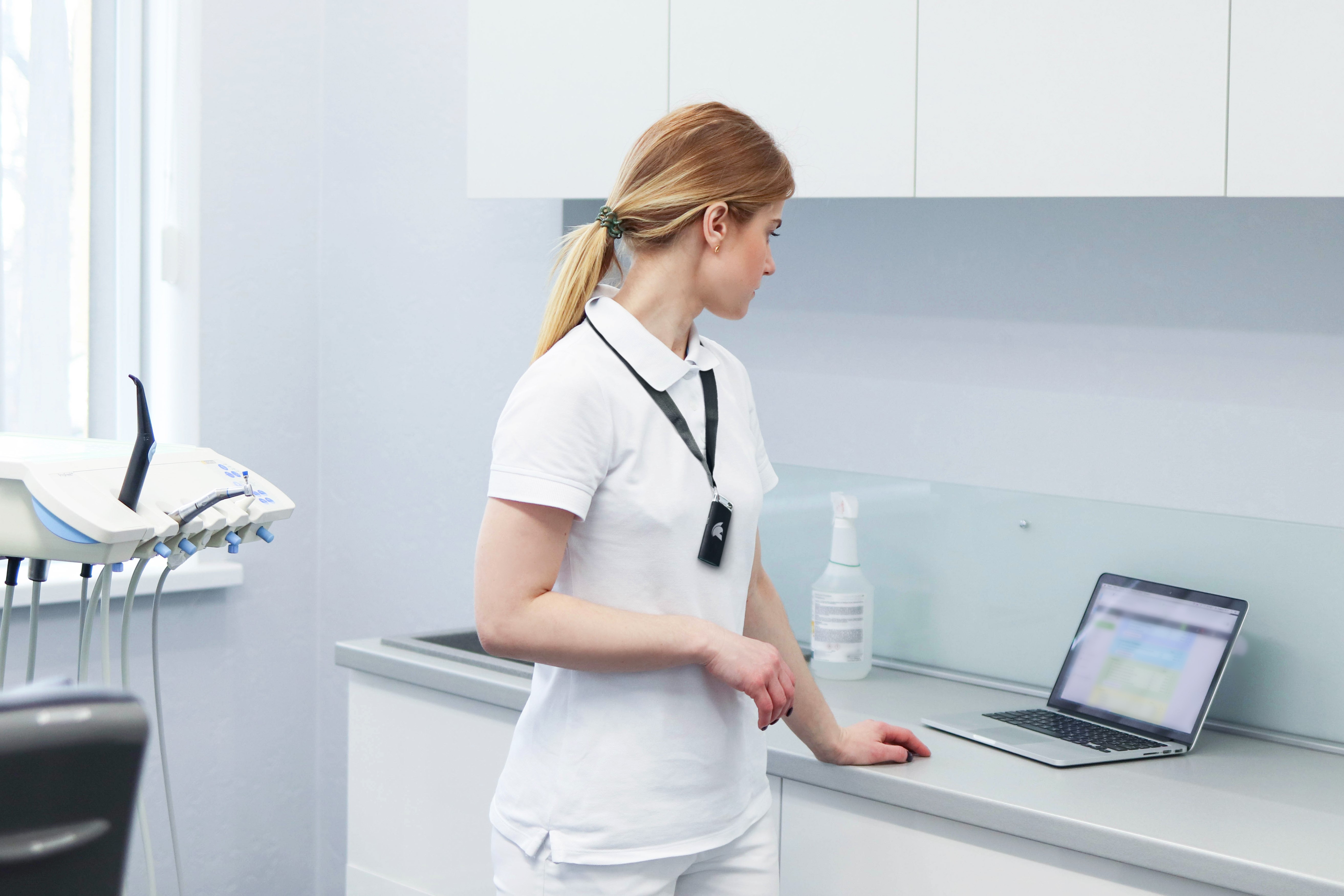 GateKeeper Proximity screenshot: GateKeeper Proximity MFA - Experience hands-free, passwordless authentication with proximity-based MFA. Ideal for healthcare, manufacturing, and law enforcement environments.